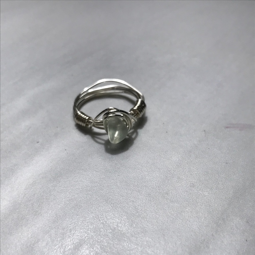 Clear quarts crystal wire ring